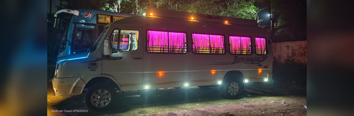 Bus and tempo traveller image